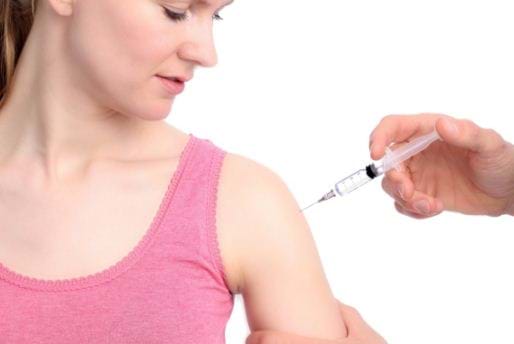 Người lớn cần tiêm vắc xin viêm gan B để phòng bệnh hiệu quả
