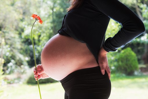 Phụ nữ mang thai cần thường xuyên xét nghiệm viêm gan B