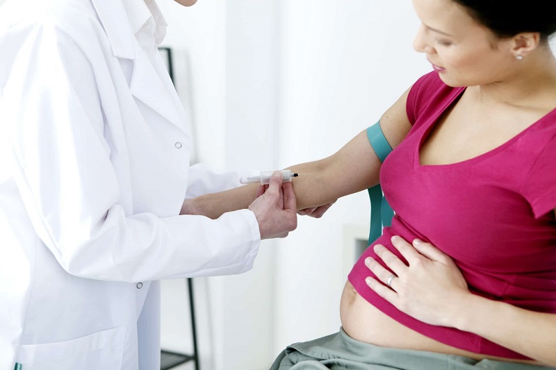 Phụ nữ mang thai nên khám định kỳ để phát hiện sớm HBV